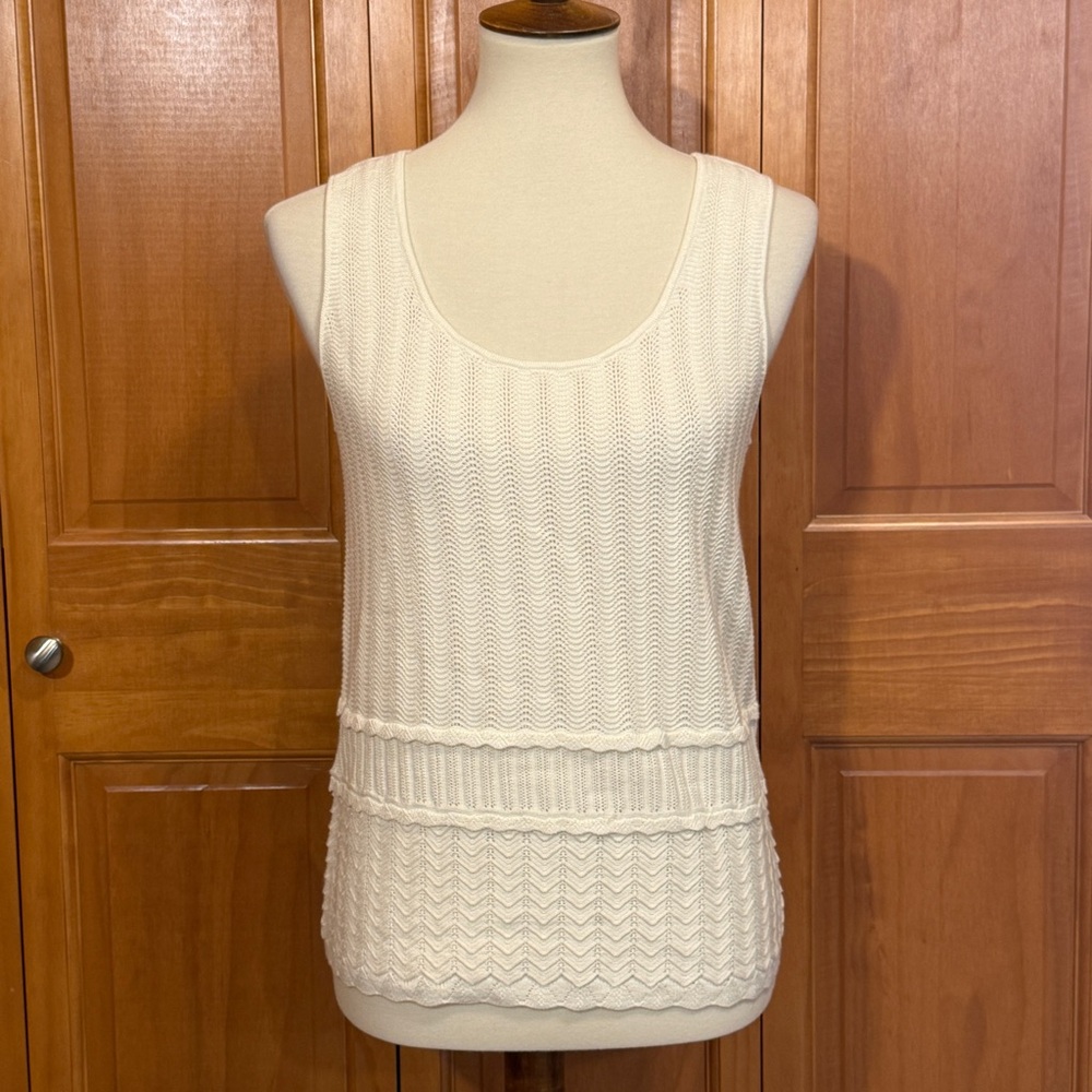 Elie Tahari Cream Knit Sleeveless Top